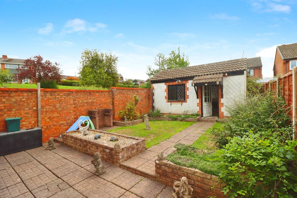 Property photo 2 of 10