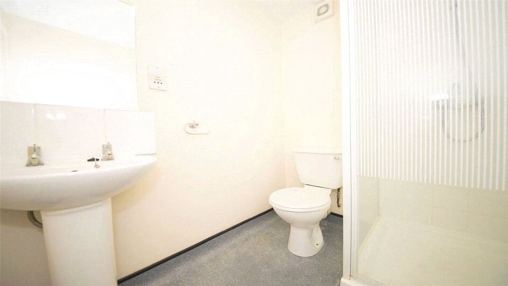 Property photo 3 of 5 Picture No. 04