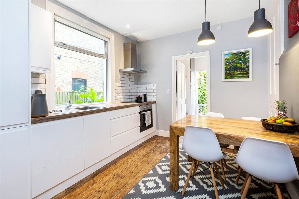 Property photo 1 of 13 Picture No. 07