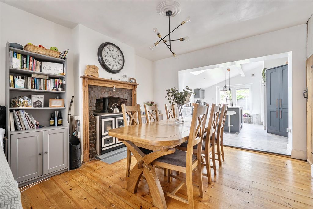 Property photo 3 of 13 2