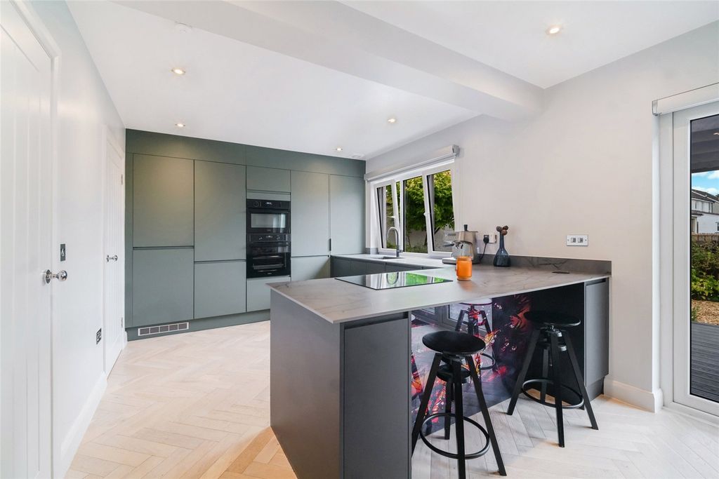 Property photo 2 of 21 Picture No. 06