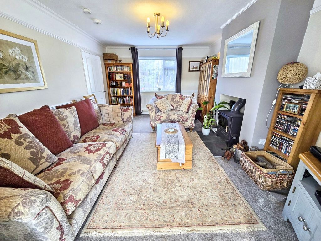 Property photo 3 of 24