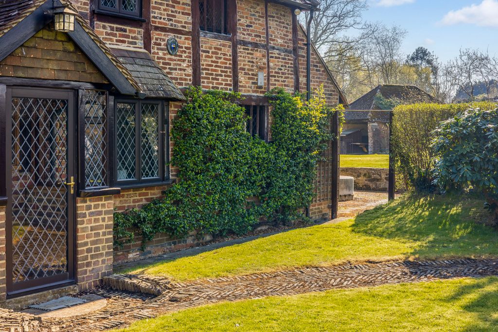 Additional image 33 of 4 bed detached house for saleHare Lane, Lingfield RH7