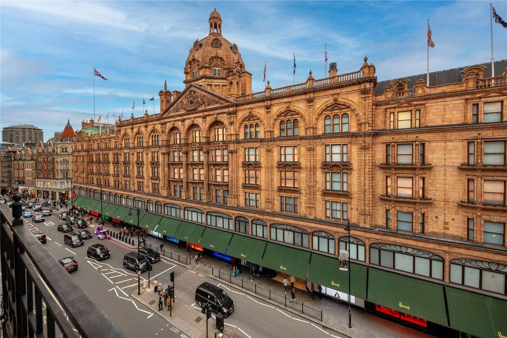 Property photo 2 of 14 Picture No. 16