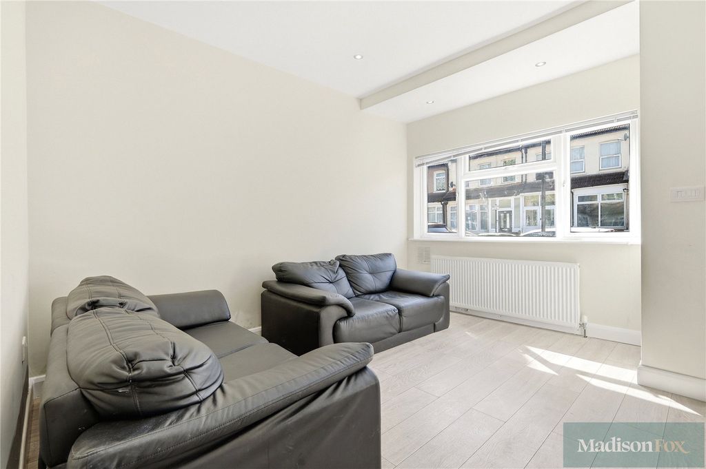 Property photo 3 of 27 Picture No. 09