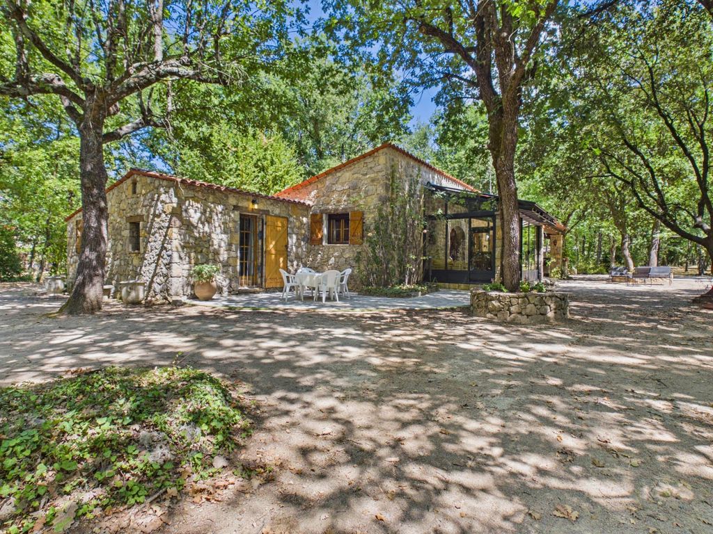 Property photo 2 of 25
