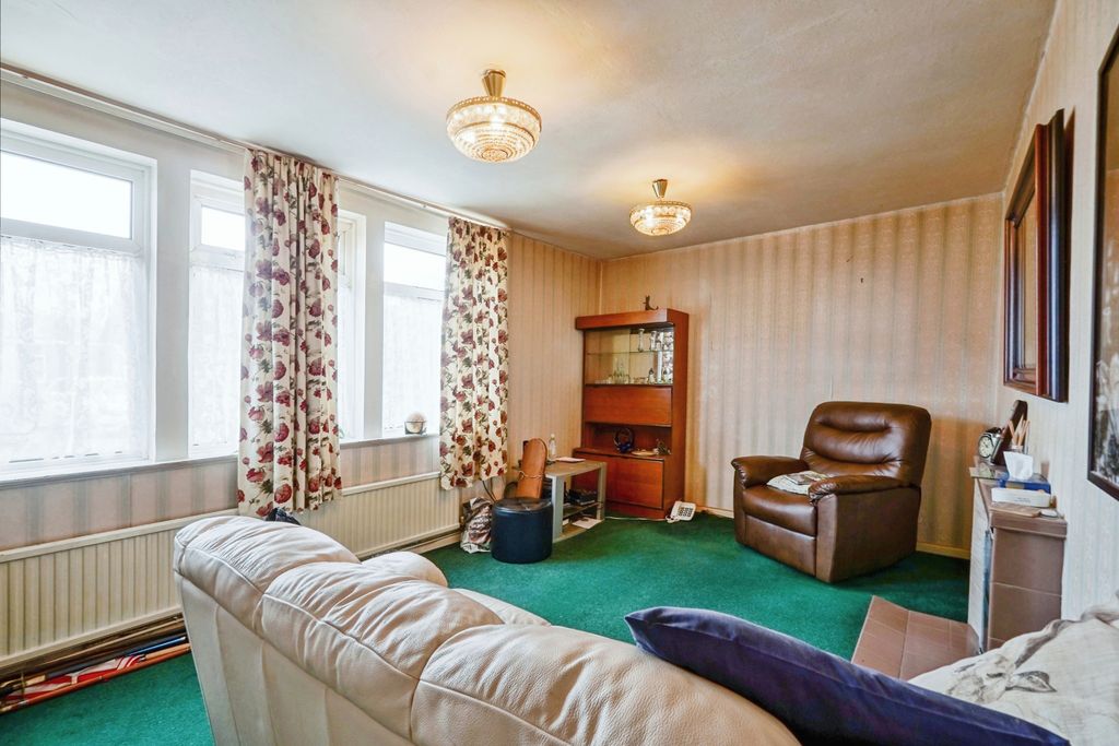 Property photo 3 of 15 Photography