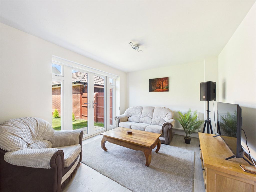 Property photo 3 of 26 Picture No. 17