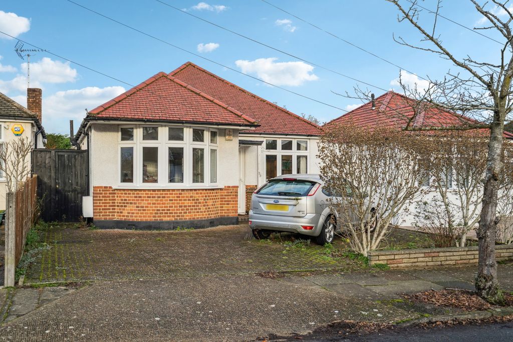 Property photo 1 of 12