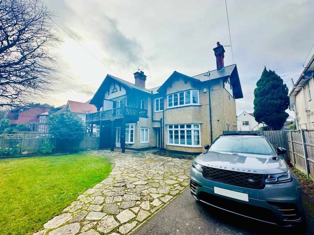 Property photo 1 of 13
