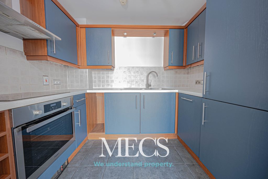 Property photo 2 of 11 3760504