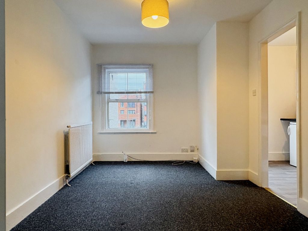 Property photo 2 of 7 4975893