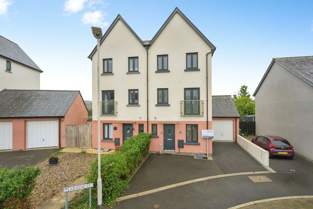 Property photo 1 of 23 Pbox-Img.Jpg