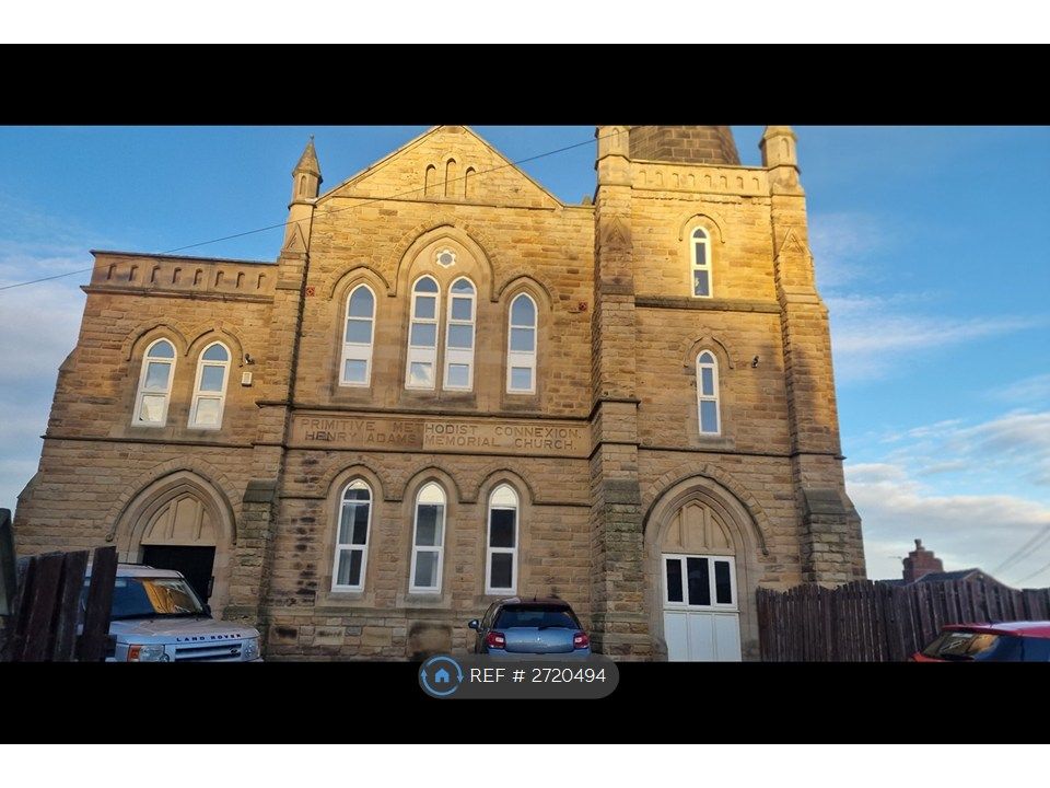 Property photo 1 of 22 Front Of Building