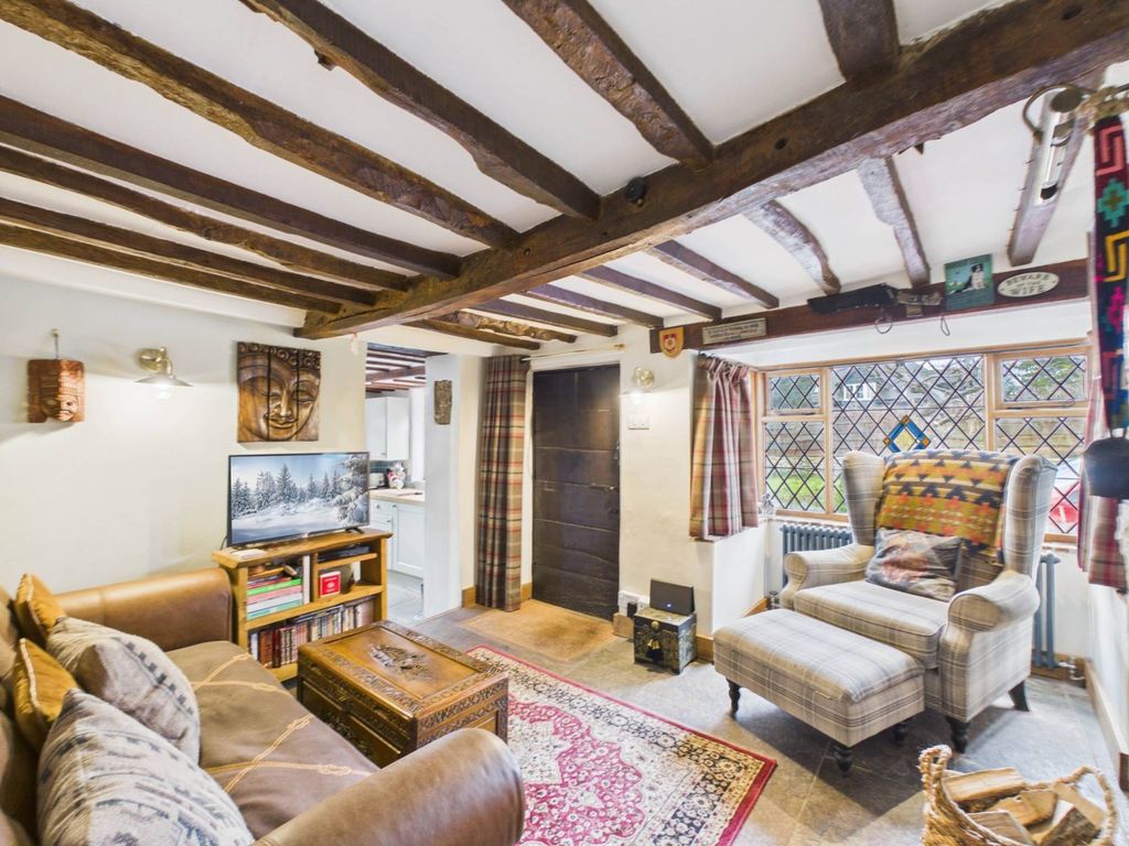 Property photo 2 of 11