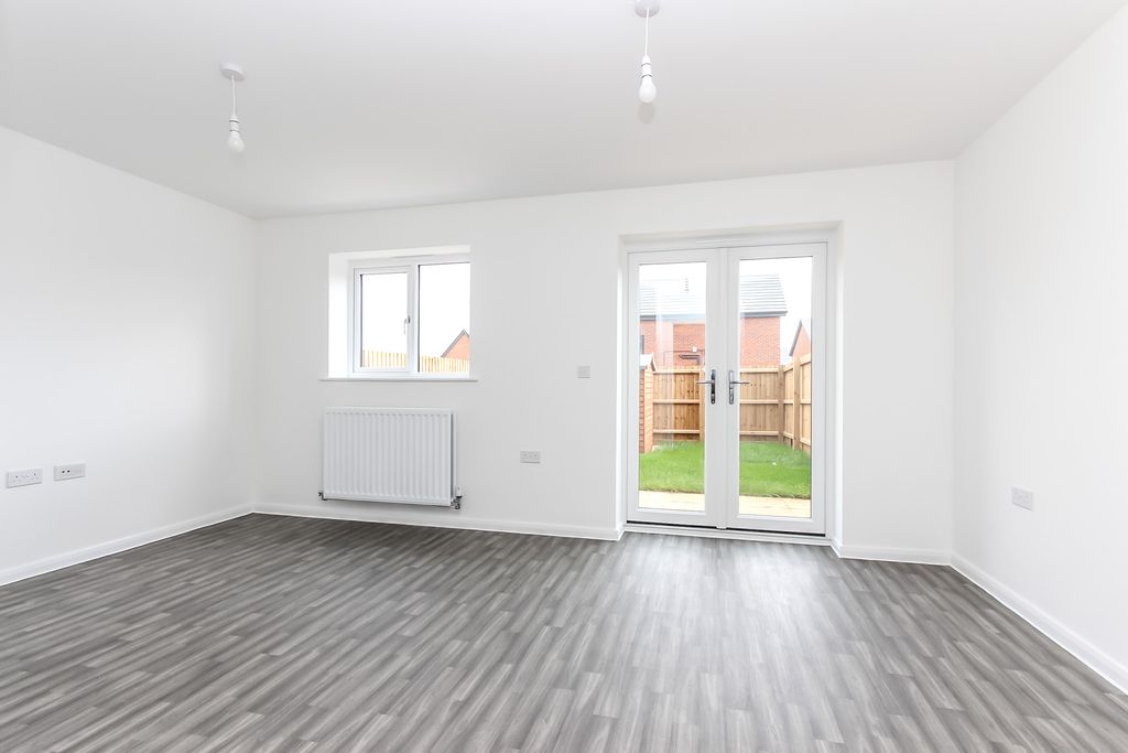 Property photo 2 of 14 Lounge