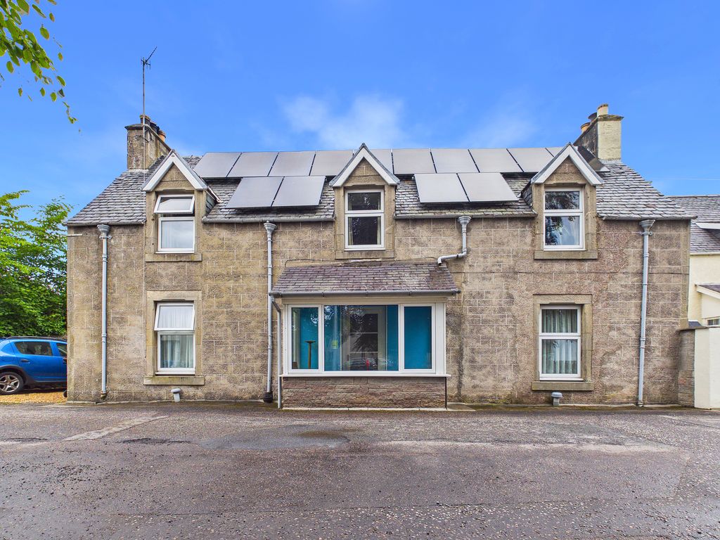 Property photo 1 of 44