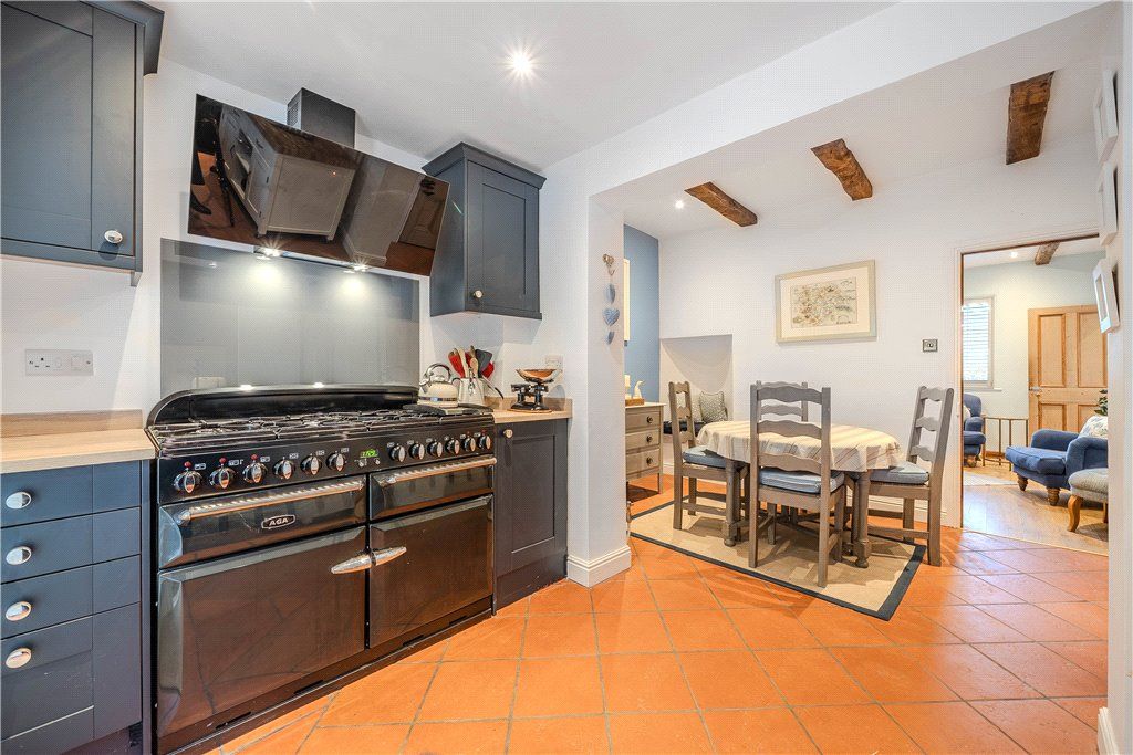 Property photo 3 of 12 Superbly Appointed