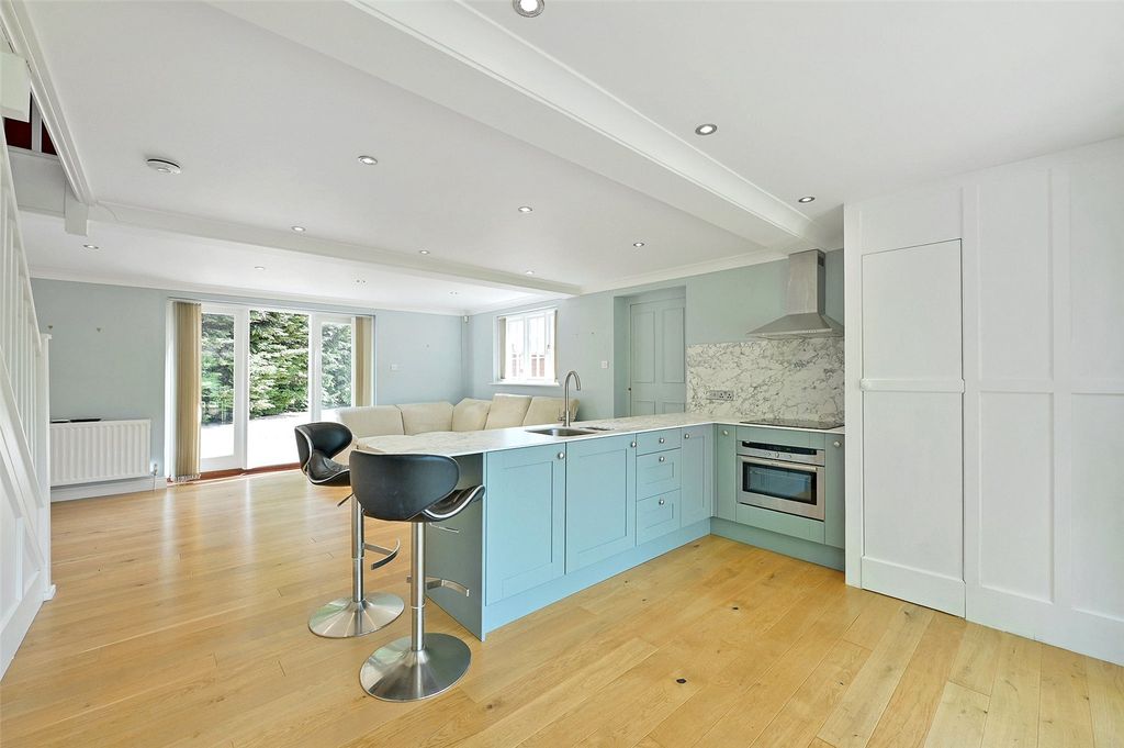 Property photo 3 of 10 Picture No. 08