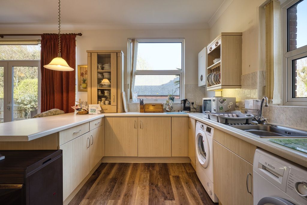 Property photo 3 of 13 Picture 3