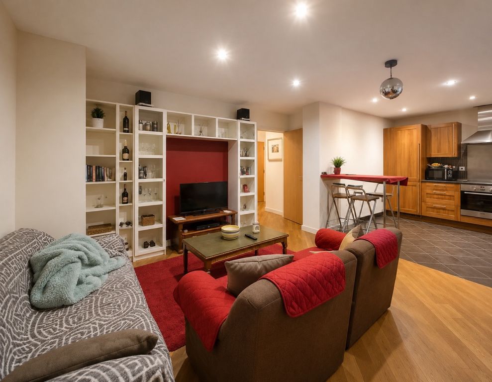 Property photo 3 of 12
