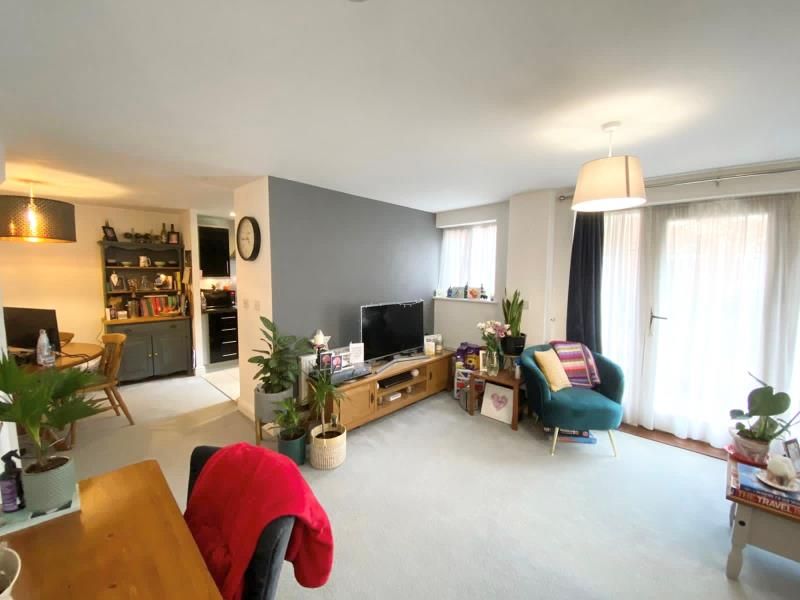 Property photo 2 of 6