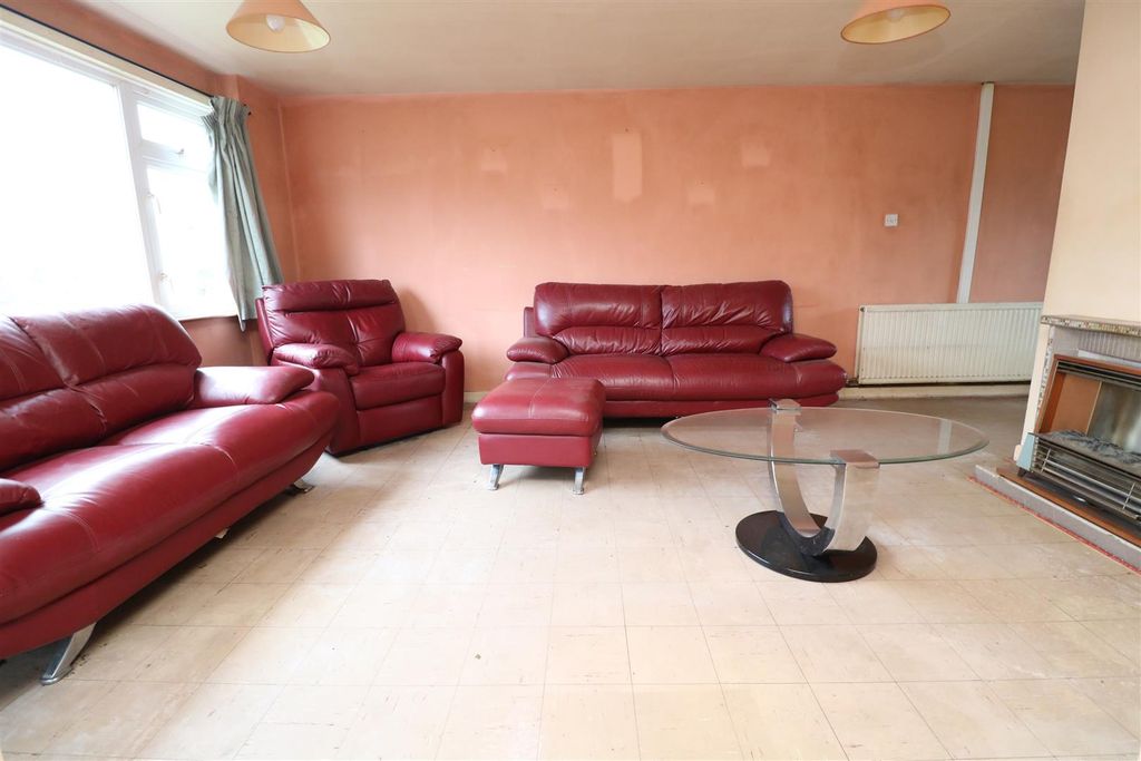 Property photo 3 of 17 Img_9075.Jpg