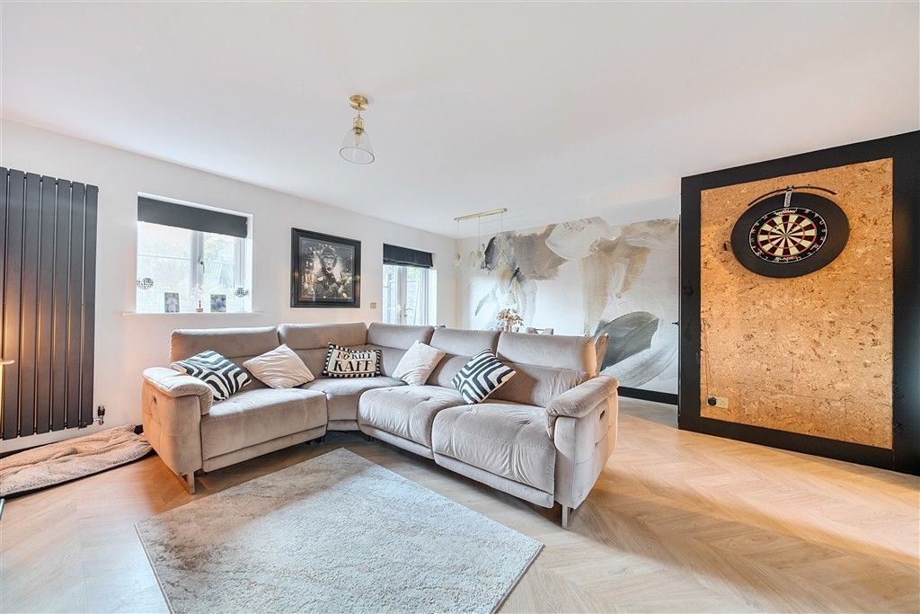 Property photo 2 of 14 Lounge Area