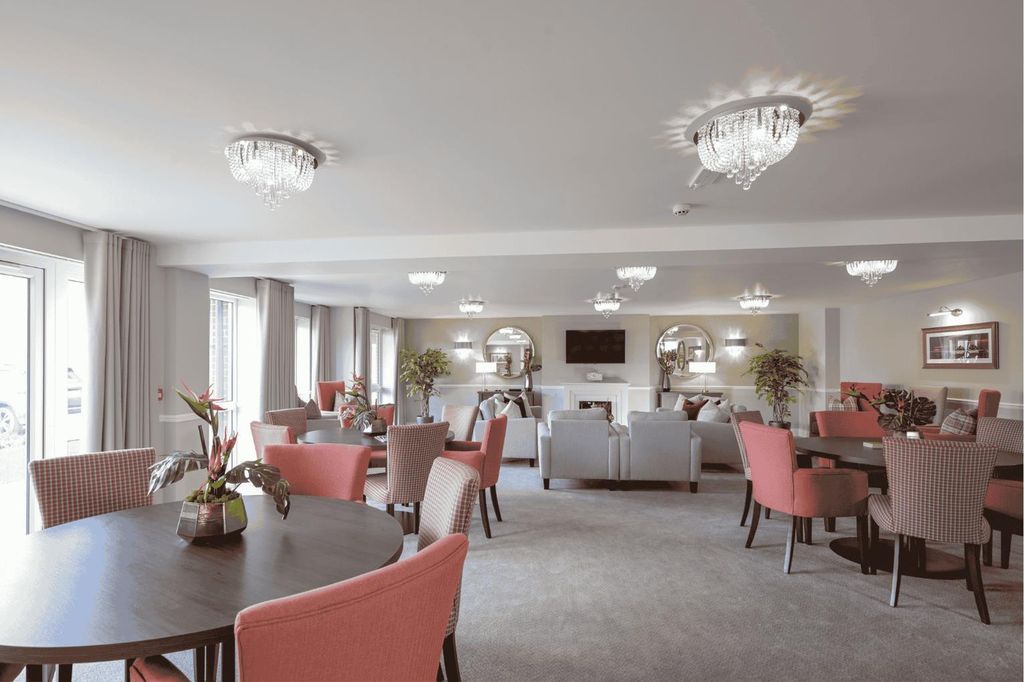 Property photo 1 of 11 Bl - Owners Lounge.Png