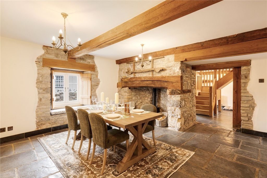 Property photo 3 of 29 Picture No. 18