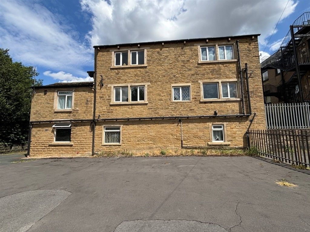 Property photo 3 of 10