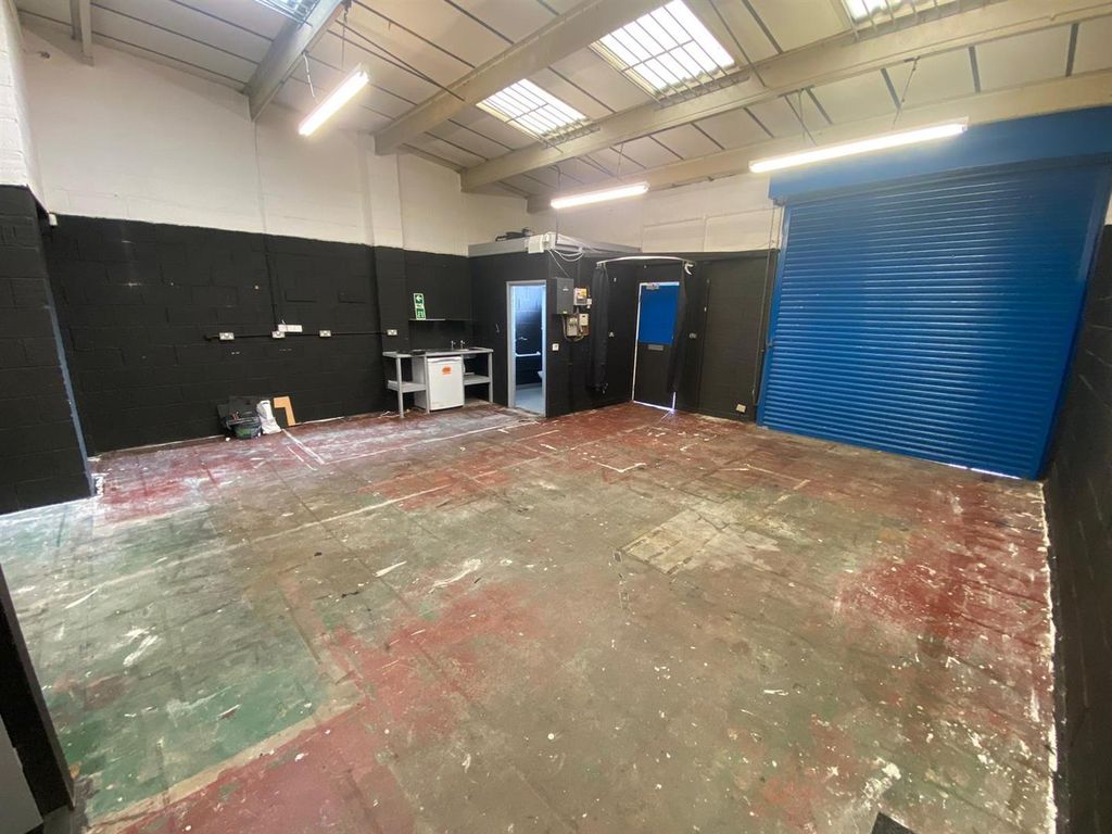 Property photo 3 of 7 E4B8Efec-4819-4Ff2-A6Fe-8Ada1933d363.Jpg