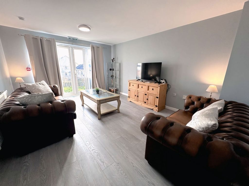 Property photo 1 of 31