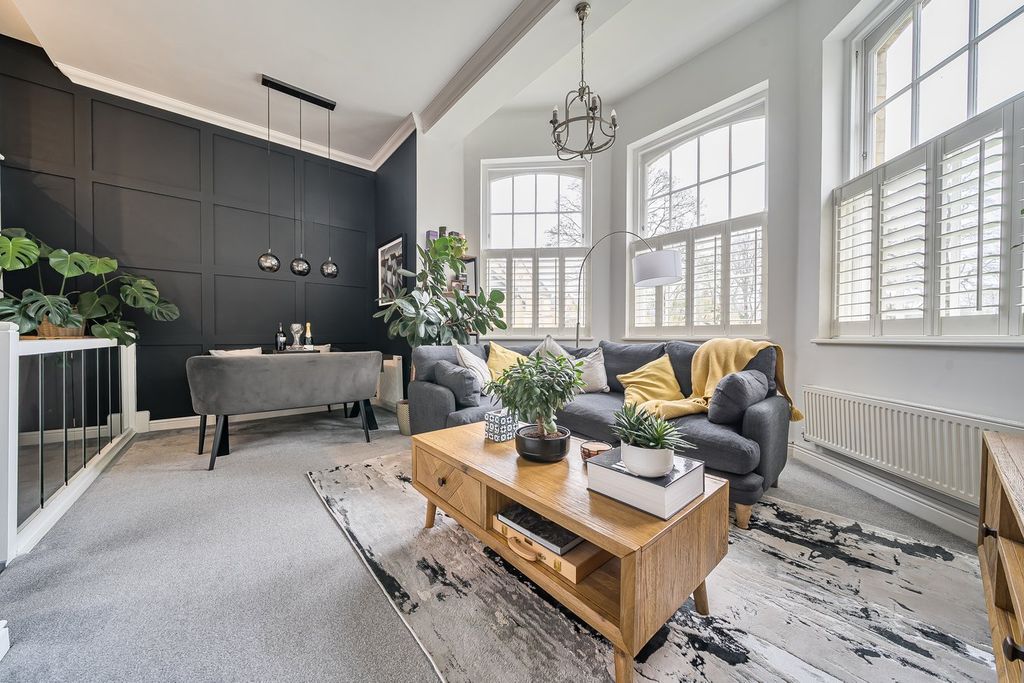 Property photo 3 of 21