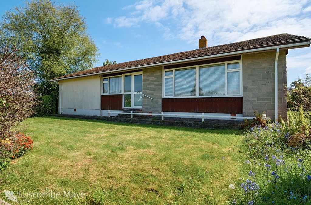 Property photo 1 of 21