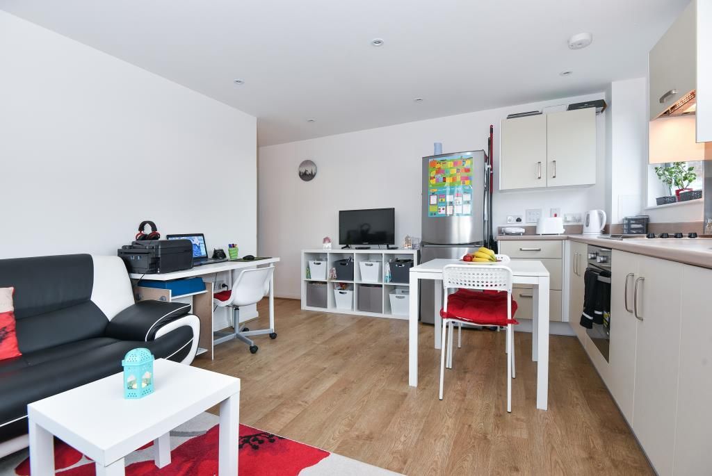 Property photo 3 of 8 Internal View