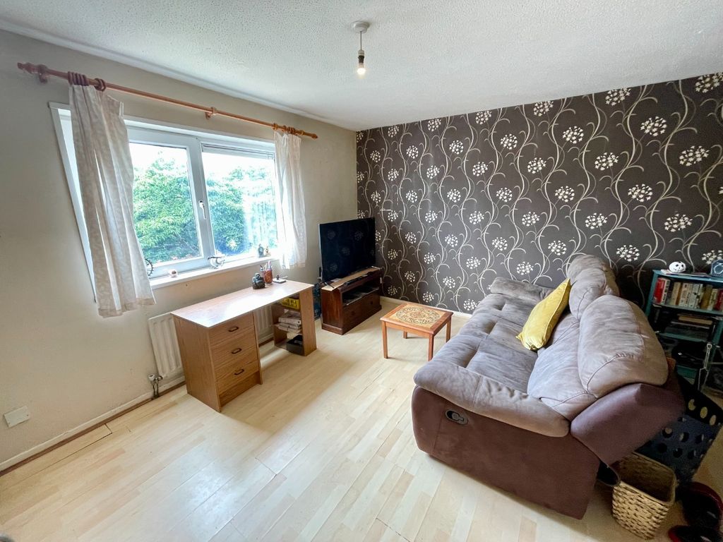 Property photo 2 of 7 4329091