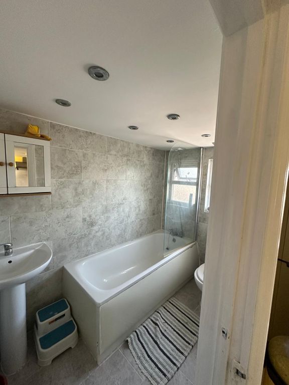 Property photo 1 of 4