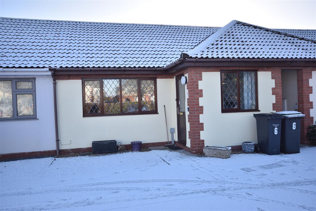 Property photo 1 of 8