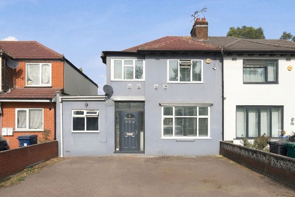 Property photo 1 of 9