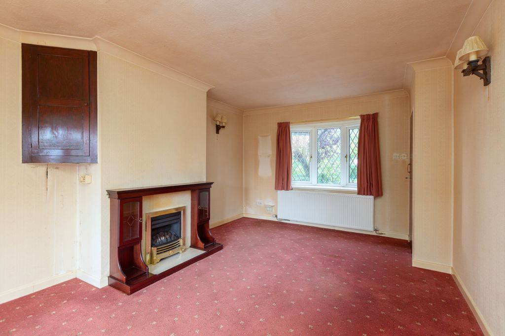 Property photo 2 of 26