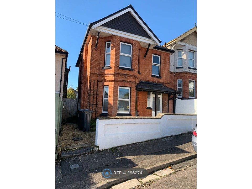 Property photo 1 of 10 Front