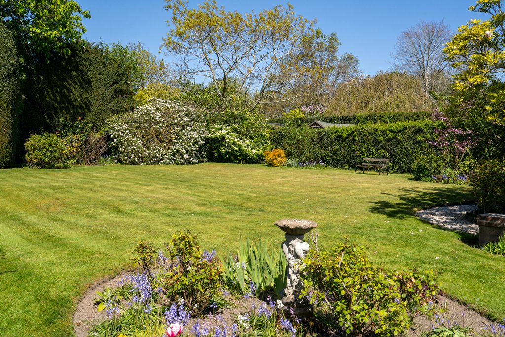 Additional image 16 of 6 bed detached house for sale117 High Street, Lindfield RH16