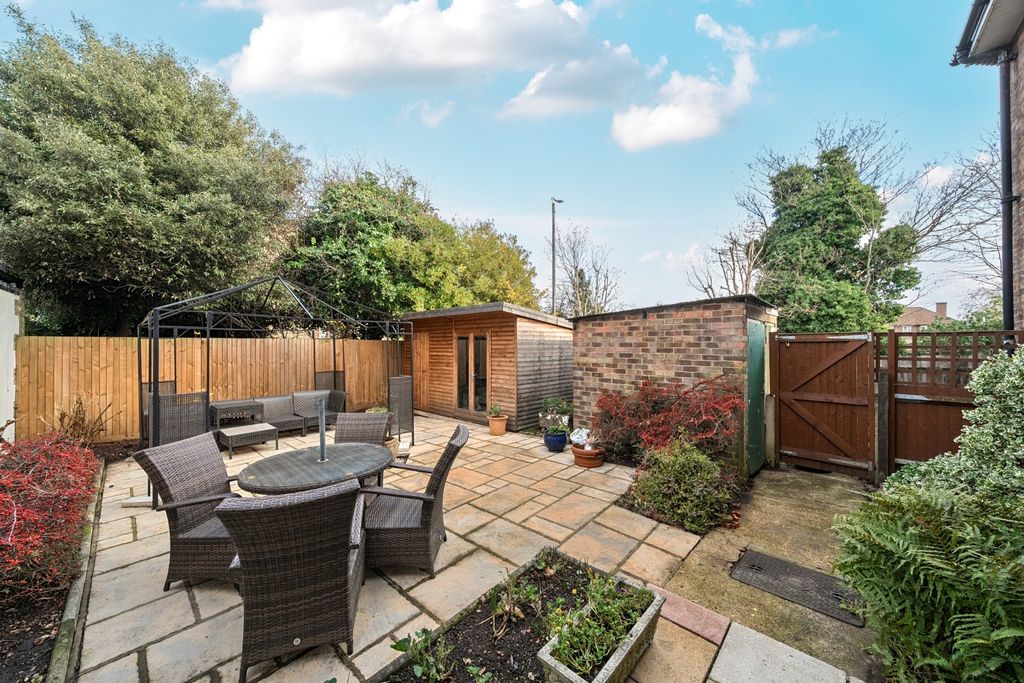 Property photo 1 of 15 Picture No. 14