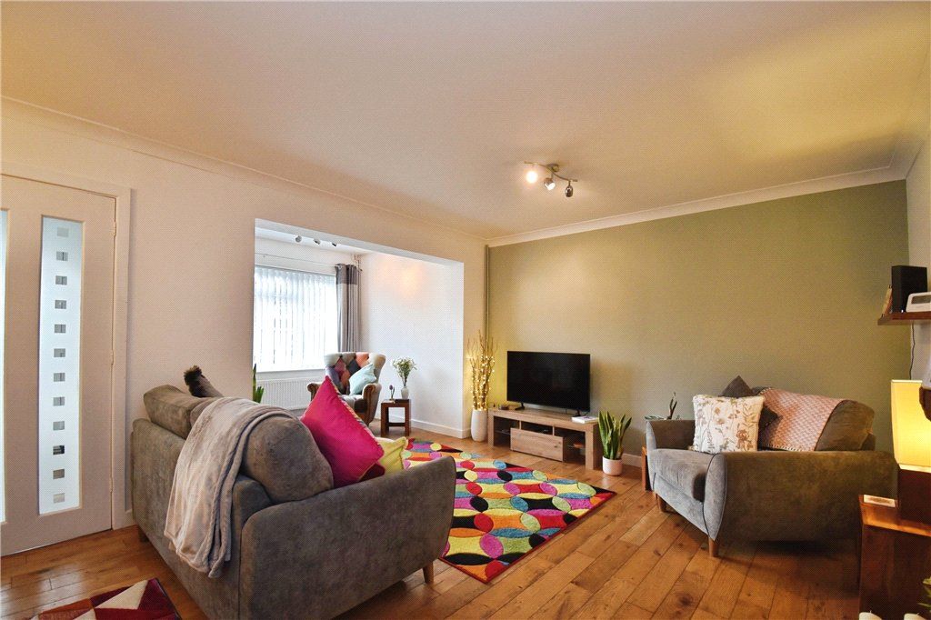 Property photo 2 of 15 Picture No. 16