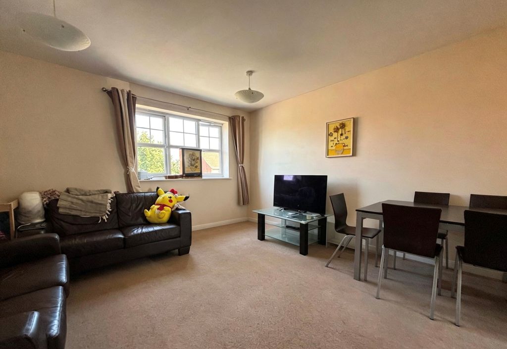 Property photo 2 of 7