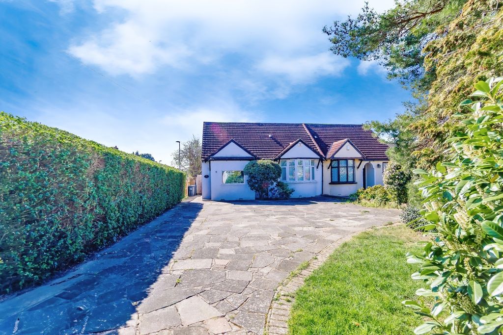 Property photo 1 of 17 Photo