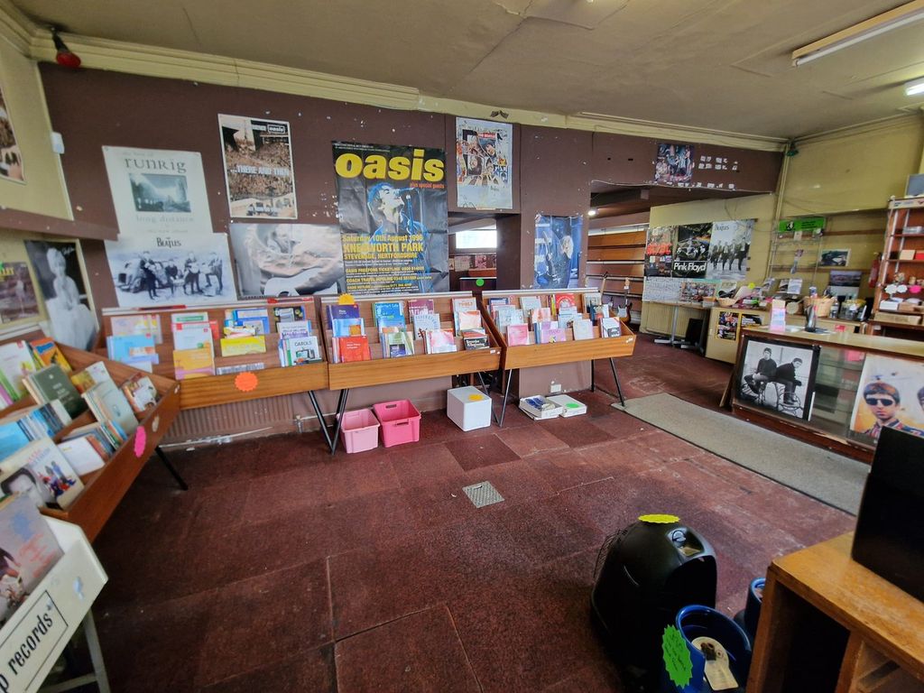 Property photo 3 of 13