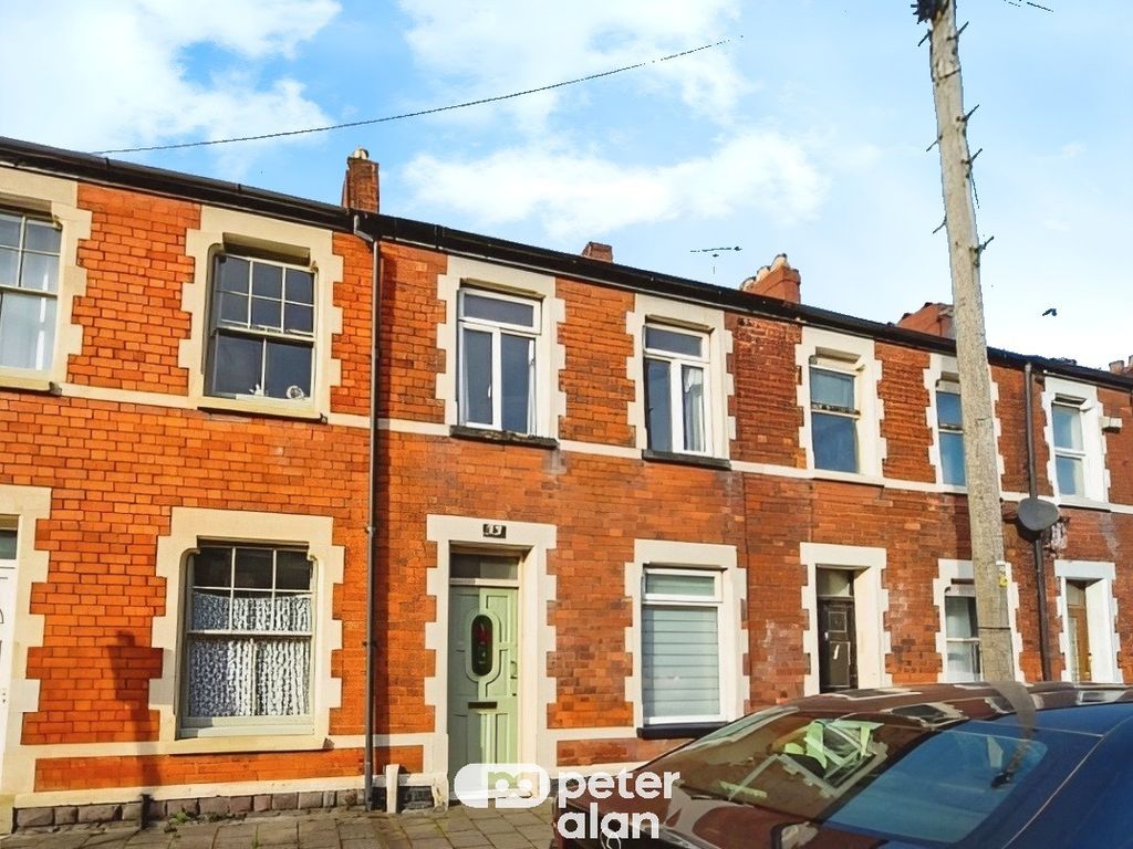 Property photo 1 of 18 Front