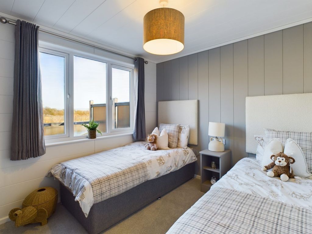 Property photo 3 of 6 Prestige Plantation Lodge Ullswater Heights Twin Room.Jpg